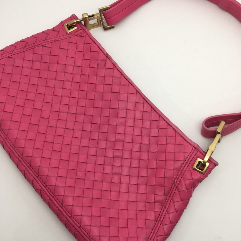 Bottega Veneta Leather Woven Pink Handbag
